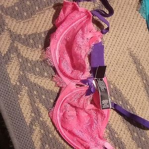 Victoria's secret bra